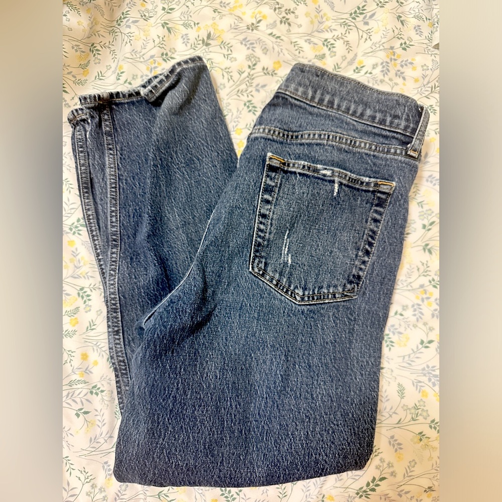 Gap Cheeky Straight High Rise Destructed Jean